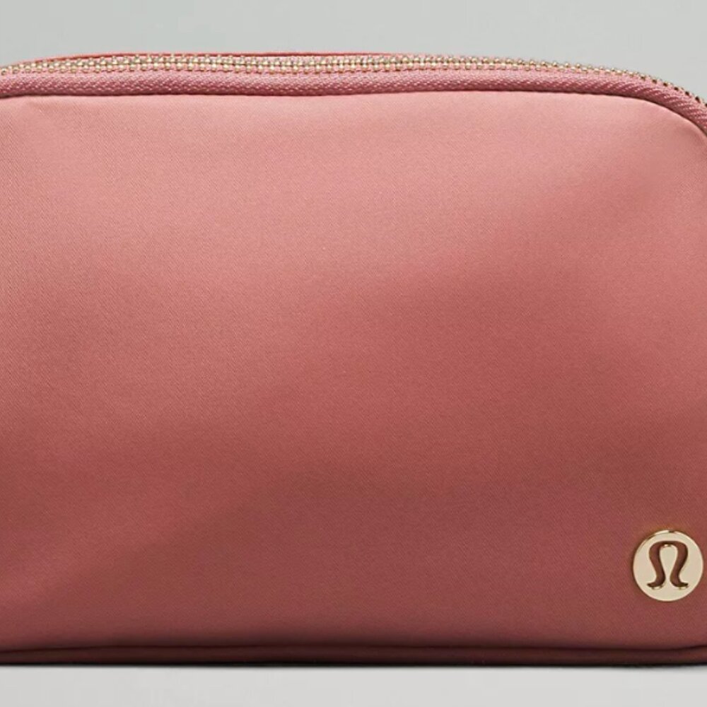 Lululemon Everywhere Belt Bag - Spiced Chai